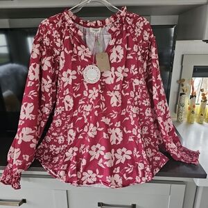 Umgee Pink and White Floral Blouse